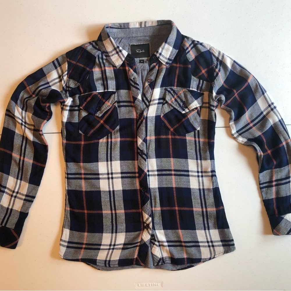Rails Woman’s Blue Plaid Long Sleeve Button Front Shirt Size XS Petite